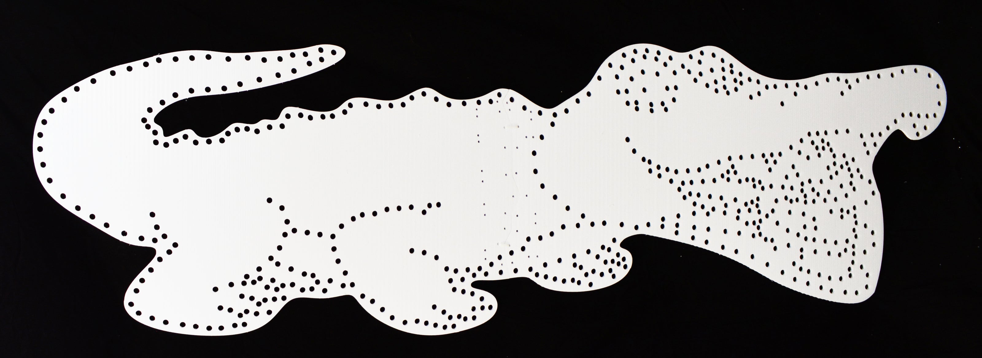 Gaston the Alligator - Singing - 6ft, 550 pixels