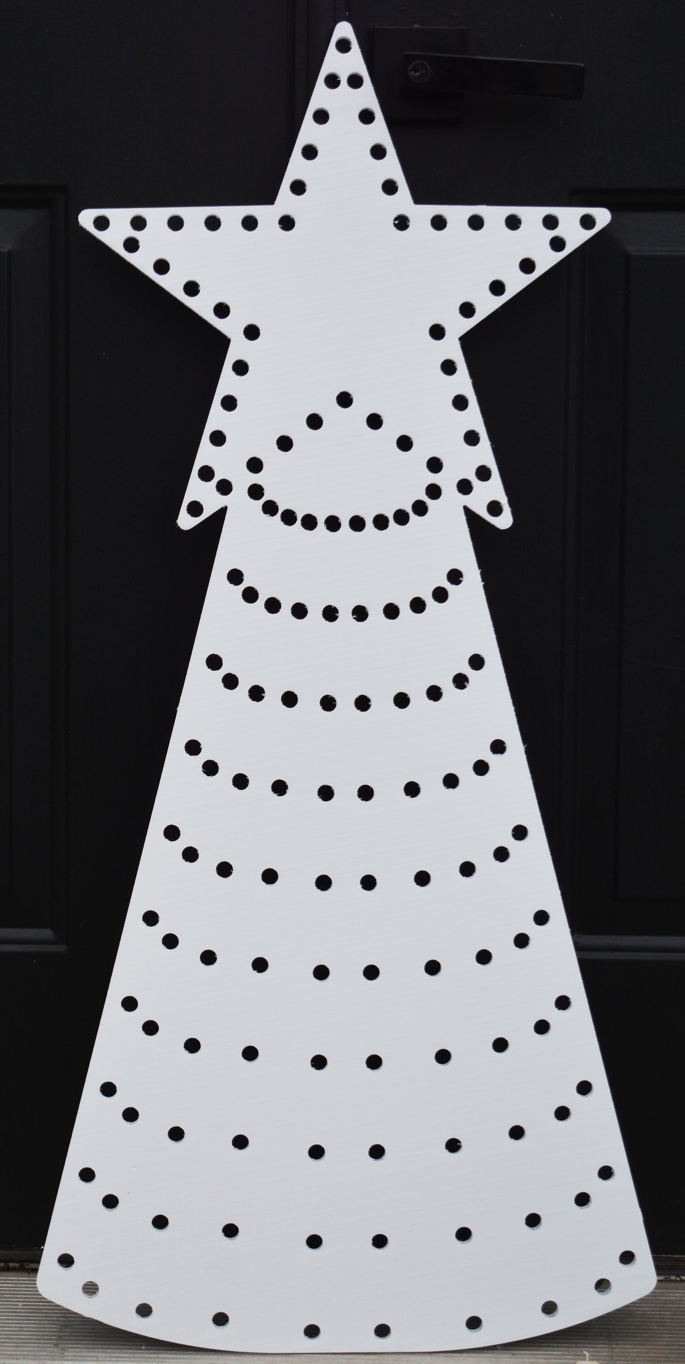 Tree Line 3ft-9.5ft!