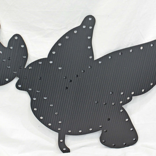 Dove carrying Holly Sprig! 100 pixels