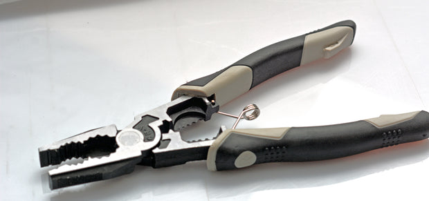 Specialty 9" Lineman pliers, 4 in 1